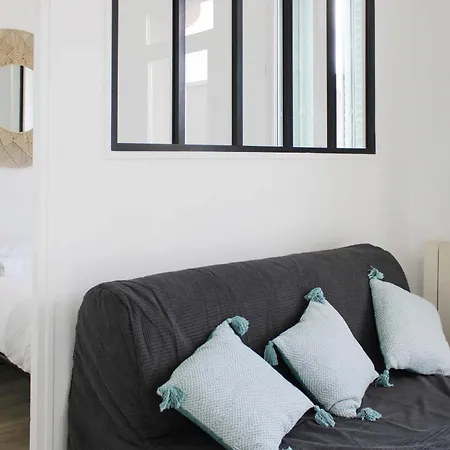 T2 Of 22m2 With Balcony In * Aubervilliers